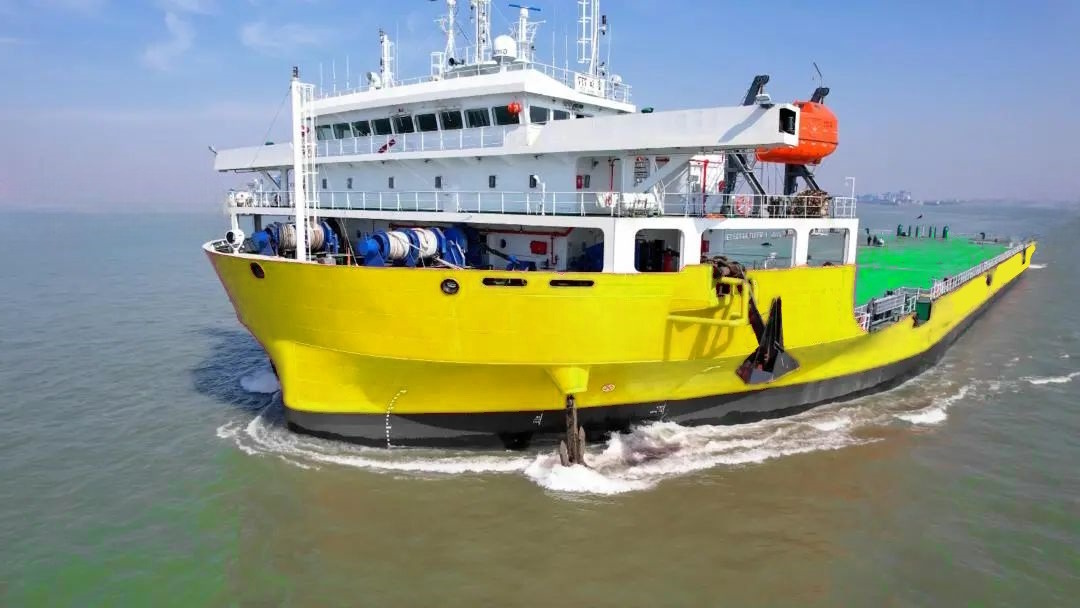 25000 DWT Self Propelled Deck Barge for Sale
